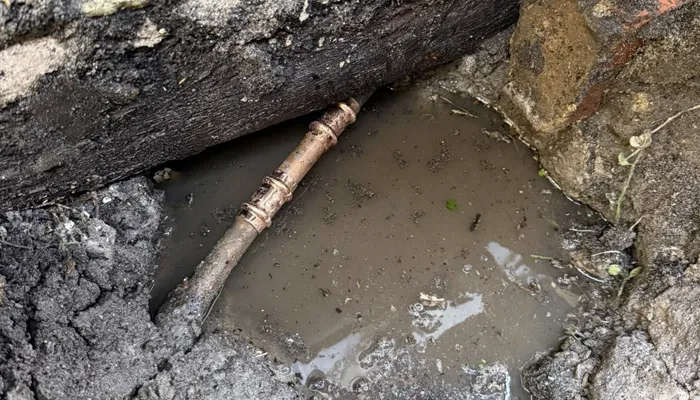 Burst pipe repair